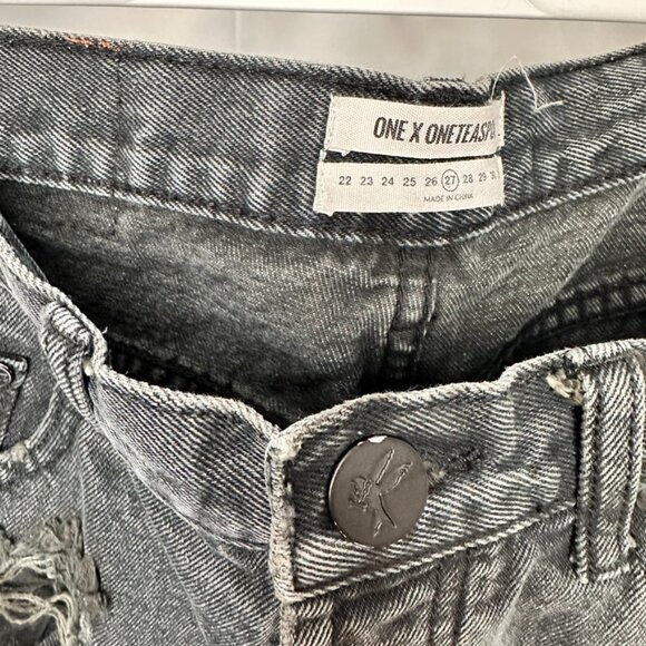 One X One Teaspoon Distressed Black Denim Shorts - Picture 12 of 16